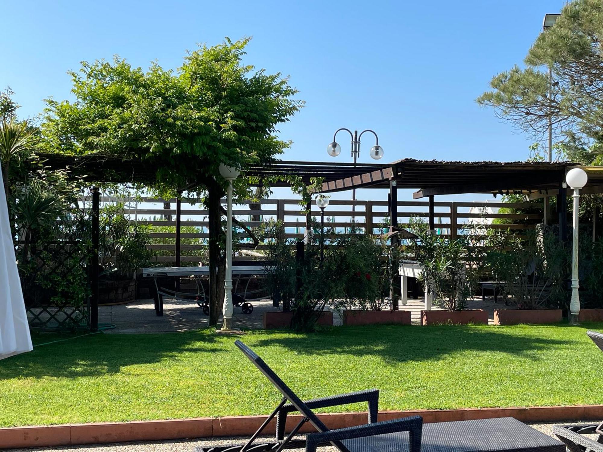 Hotel Vina Del Mar Pineta Lido di Jesolo Exterior photo